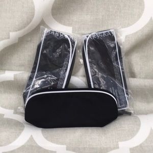 Mary Kay Cosmetic Bag .  K65